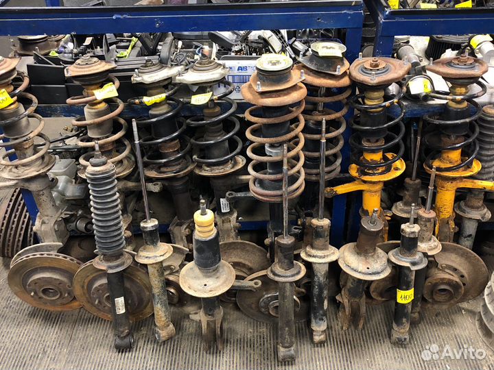 Передние стойки ваз 2114