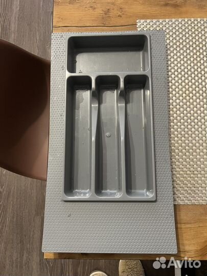 Лоток для столовых приборов и сушилка для посуды