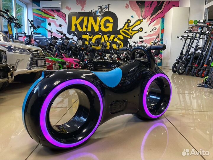 Беговел Star One Scooter