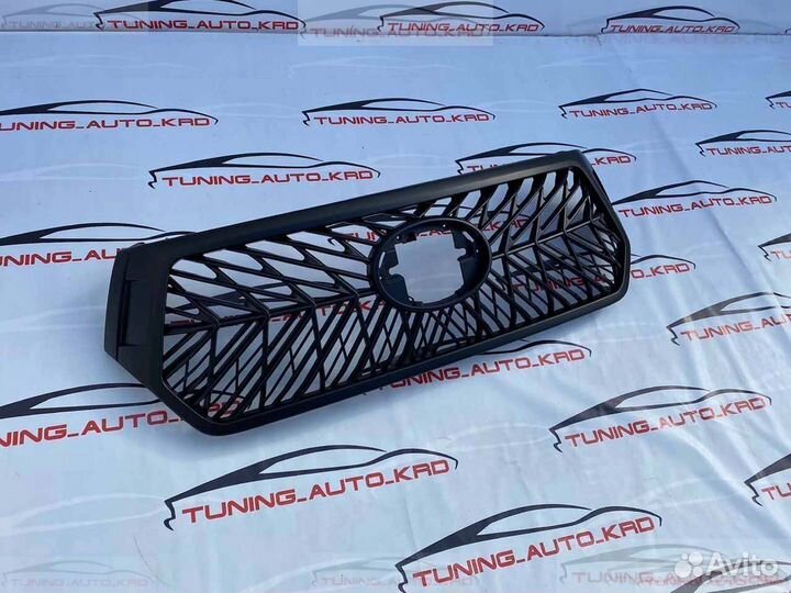 Решетка радиатора Toyota Hilux TRD E6151