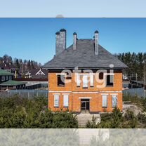 Дом 453 м² на участке 19,4 сот.