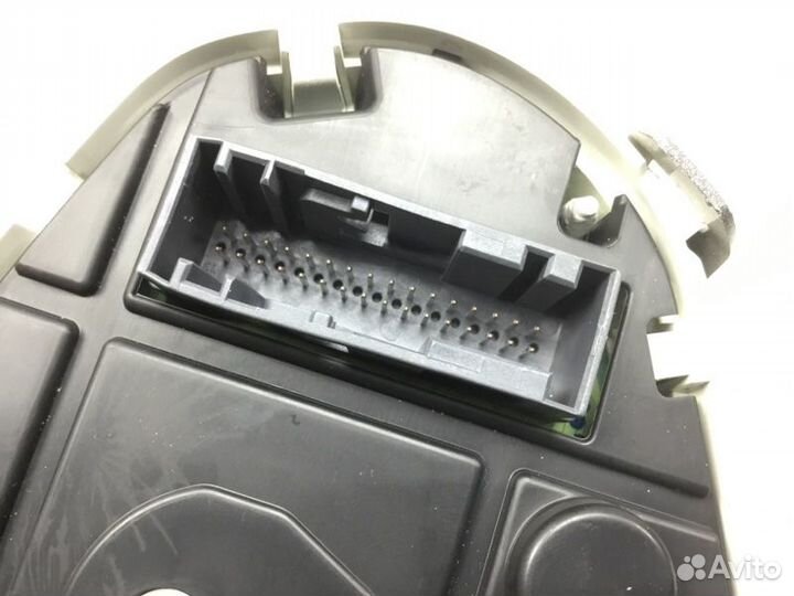 Щиток приборов Ford Fiesta хэтчбек tzja 2010