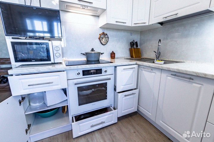 Кухонный гарнитур / угловая кухня