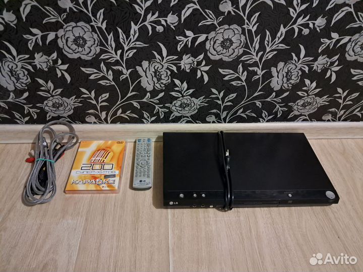 DVD плеер lg dnk799s