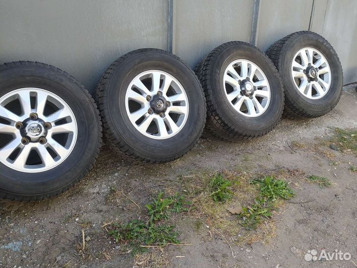 Колеса р17 5*150 285/65/17 Dunlop