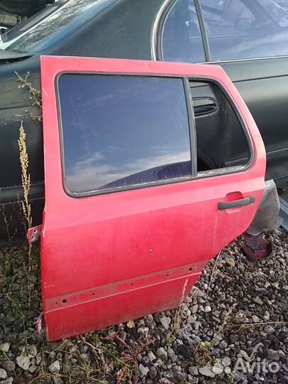 Фольксваген Венто Двери