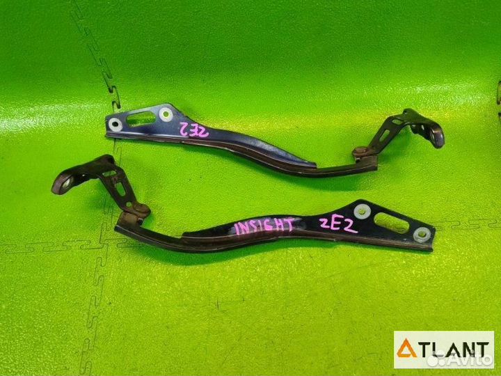 Петля капота honda insight