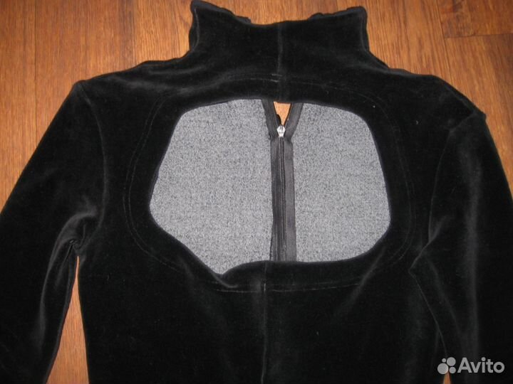 Бархатное стрейч-платье