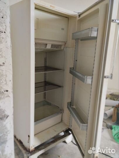 Холодильник ЗИЛ