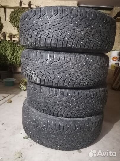 Continental IceContact 2 SUV 235/65 R18 110T