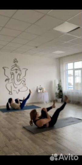 Преподаватель йоги