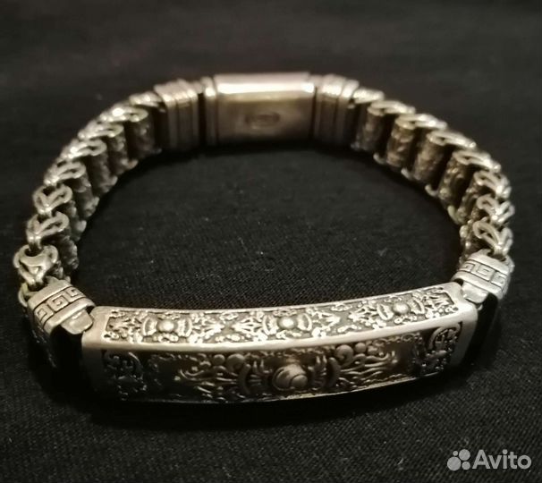 Браслет с мантрами