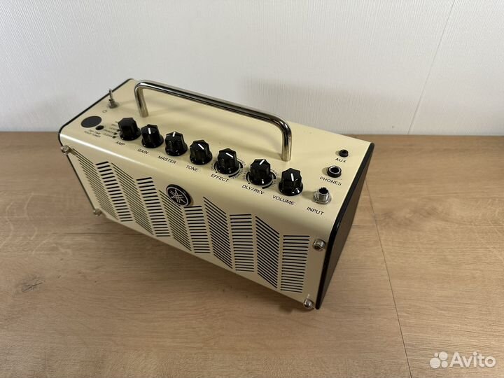 Комбоусилитель Yamaha THR5