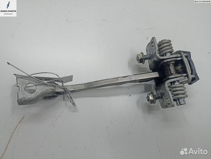 Ограничитель открывания двери передней 09229749 на Opel Signum