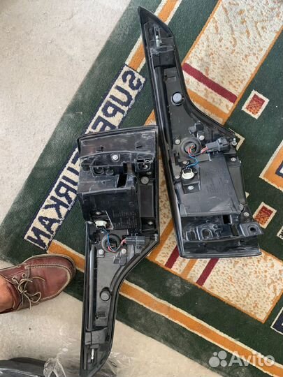 Задний фонарь