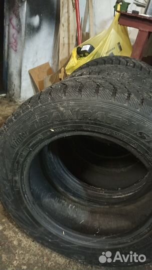 Toyo Tranpath S/U 235/60 R16
