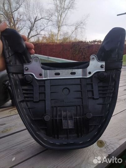 М109R Boulevard гелиевое сиденье второго номера