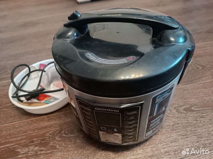 Мультиварка Redmond RMS-M25