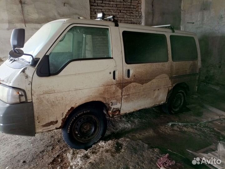 Mazda Bongo 2.0 МТ, 2000, 310 000 км