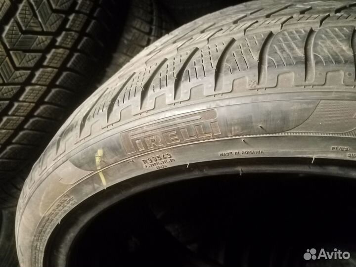 Pirelli Scorpion Winter 275/35 R22 104V