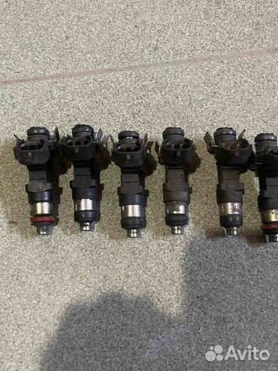Продам топливные форсунки с двс ES9A