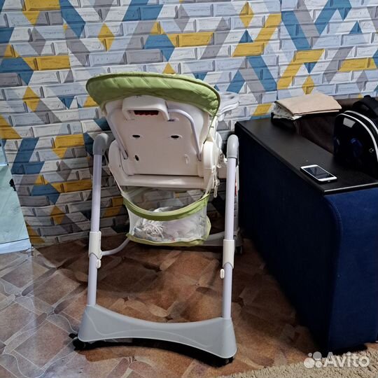 Стул для кормления