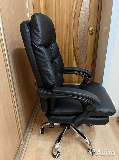 Компьютерное кресло