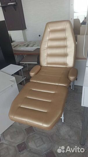 Кушетка косметологическая