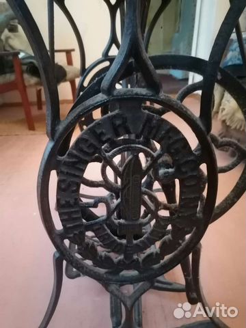 Швейная машинка зингер