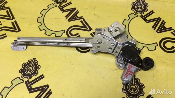 Стеклоподъемник задний правый Toyota Noah AZR65