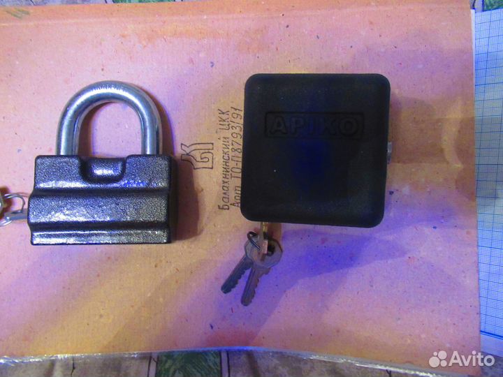 Замки гаражные и дверные