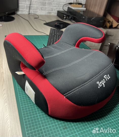 Автокресло бустер