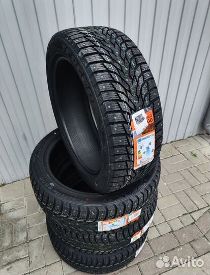 Tracmax X-Privilo S500 215/60 R17 100