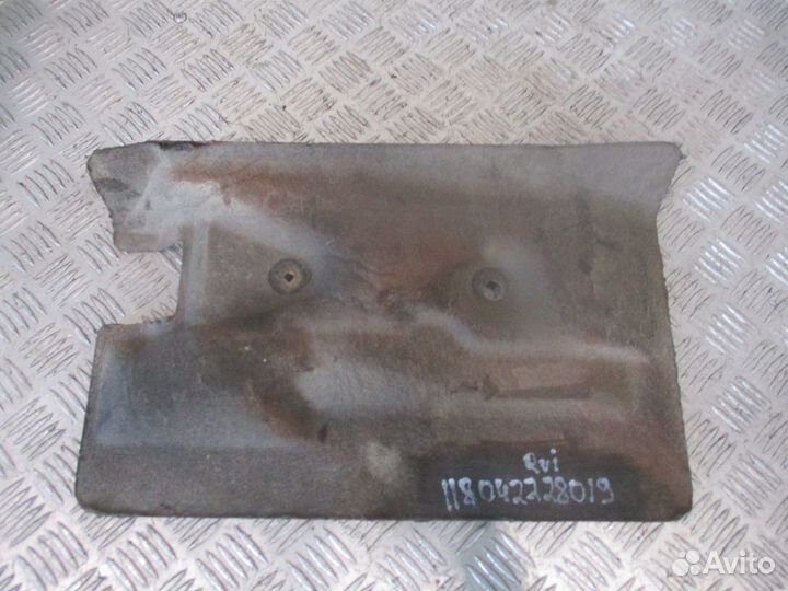 Шумоизоляция под кабиной renault 5010468430