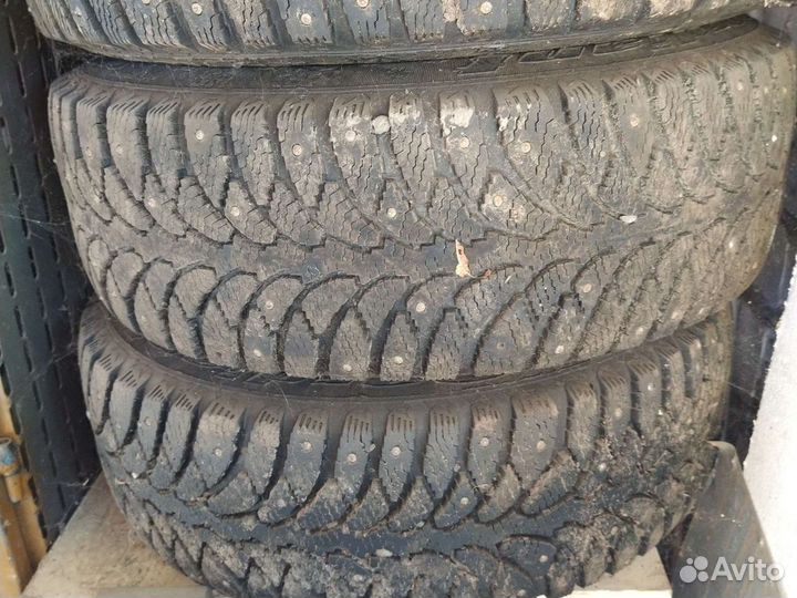 Колеса в комплекте на волгу