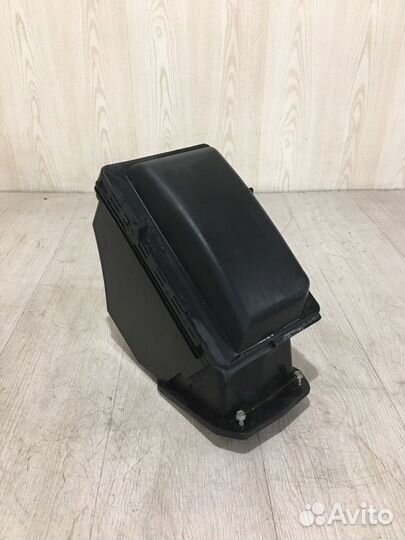 Корпус блока предохранителей Mercedes Benz S500L