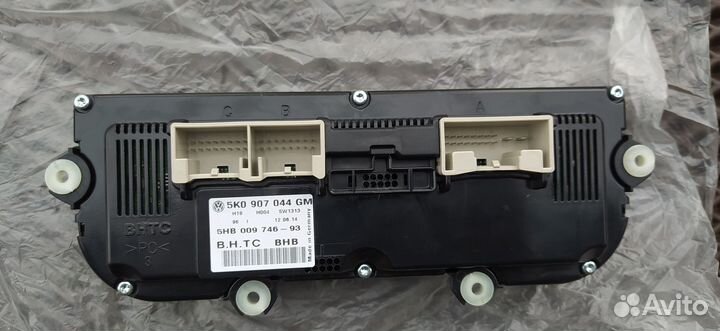 Блок управления климатом Volkswagen 5K0907044GM