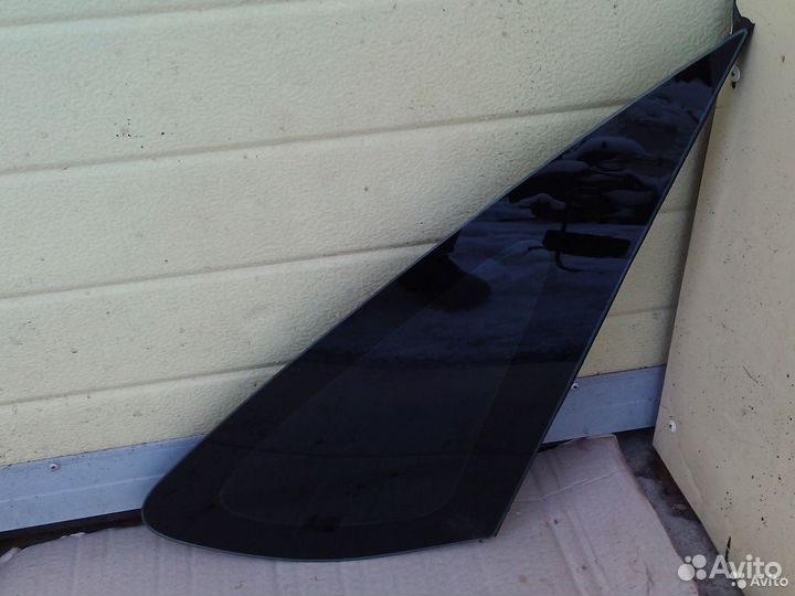 Форд Фокус 2 - стекло задней правой двери