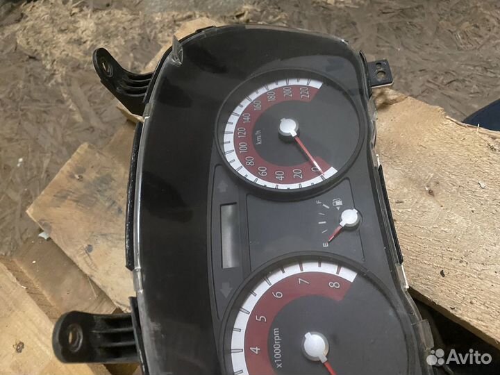 Приборна панель Kia Rio 2 рест