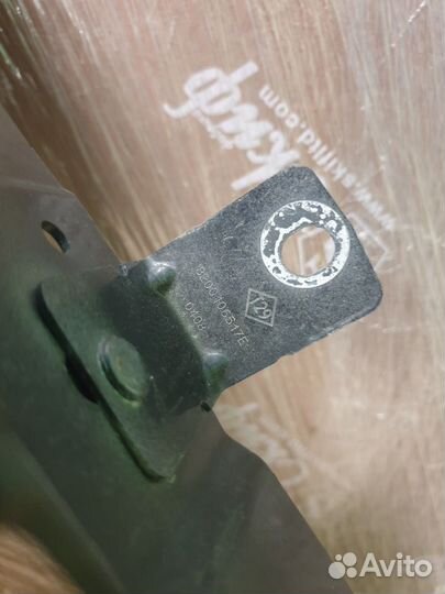 Крыло переднее левое Renault Scenic 2 2008Г.в