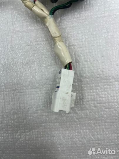 Штекер внутренного фонаря Toyota Camry V55