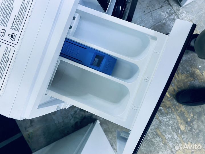 Узкая Стирально-сушильная машина 8кг