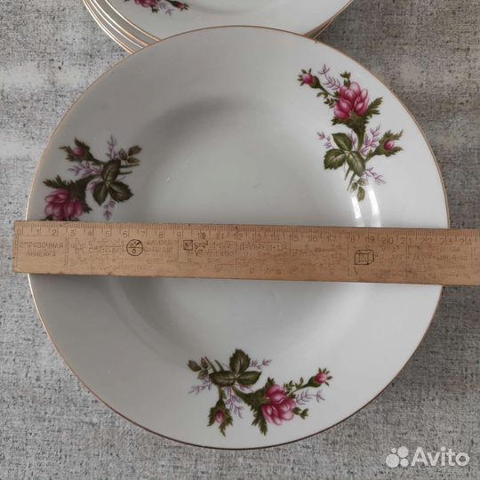 Посуда (фарфор, хрусталь, керамика)