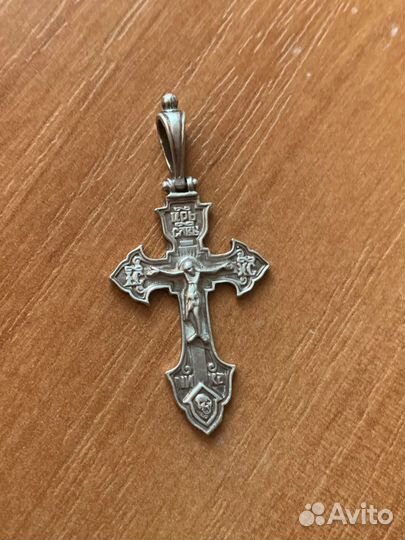 Серебряный крестик