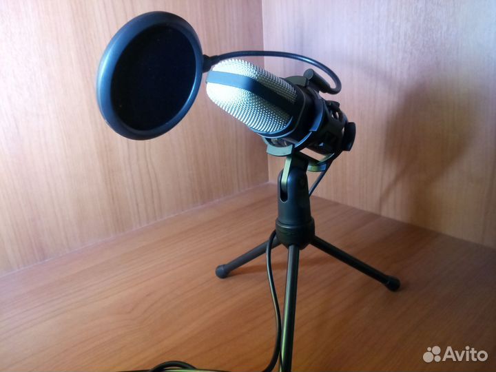 Игровой микрофон