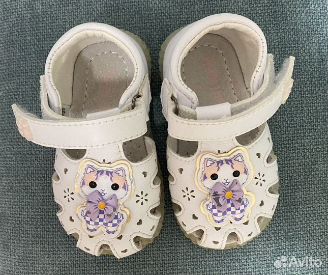 Сандалии для девочки 20 размер