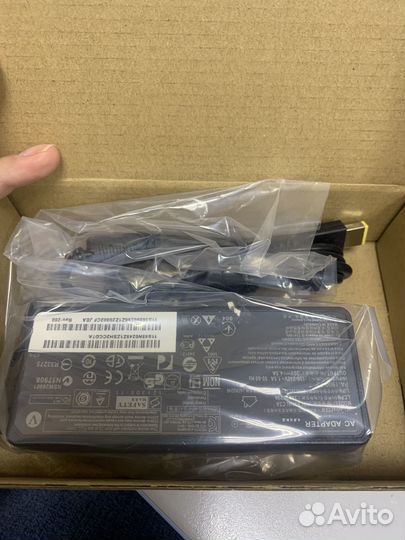 Зу для ноутбуков Lenovo 20V/4,5A прямоугольный