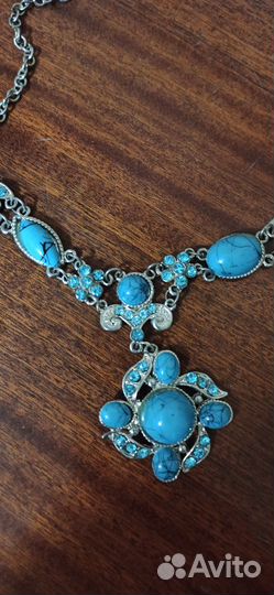 Колье ожерелье