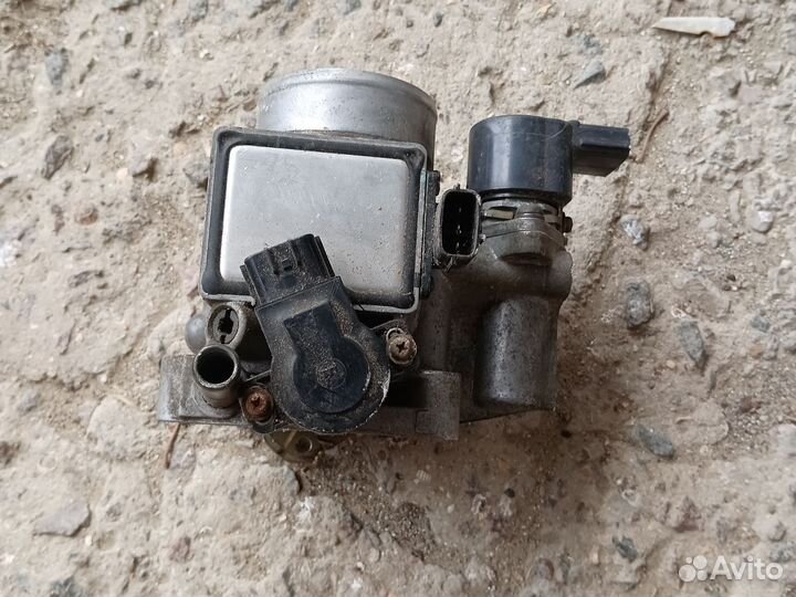 Дроссельная заслонка и трамблер