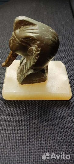 Фигурка тяжёлая на камне